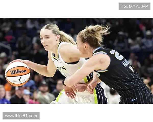 达拉斯飞翼与山猫激战正酣谁能在这场对决中笑到最后